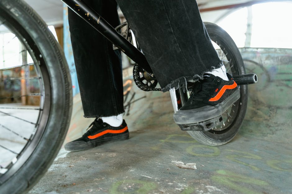 An Insider's Guide: What to Look for in Bike Riding Shoes